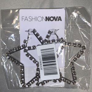 Fashionova Diamond Star Earrings NWT